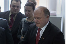 Zjuganov ne priznaje rezultate Zjuganov ne priznaje rezultate