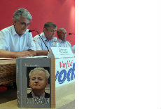Knjiga o Miloševićevim izlaganjima Knjiga o Miloševićevim izlaganjima