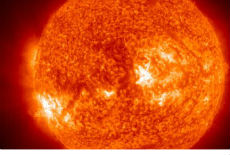Erupcija na Suncu Erupcija na Suncu