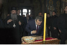 Dačić prošetao Gračanicom Dačić prošetao Gračanicom