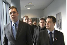 Vučić sa koalicijom oko SPS Vučić sa koalicijom oko SPS