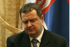 Stegao se obruč oko Srbije Stegao se obruč oko Srbije