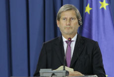 Srbiji odati priznanje Srbiji odati priznanje