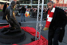 Anri dobio statuu Anri dobio statuu