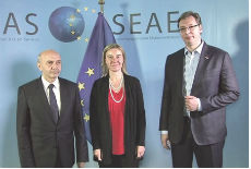Neoformalna večera Neoformalna večera