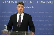 Hrvatska ,pa izbeglice Hrvatska ,pa izbeglice