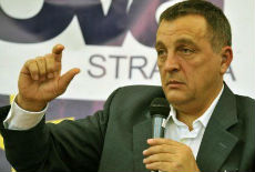 Poziv Vučiću na TV duel Poziv Vučiću na TV duel